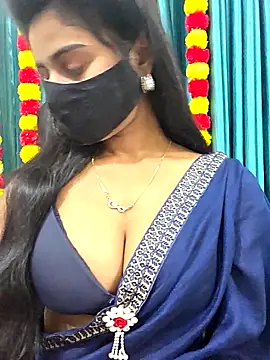 Snapshot of Aanya_hotty chatting on 11.24.25 Aanya hotty online show from 11.24.25