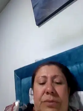 EmmaJhomson online show from 06.18.26