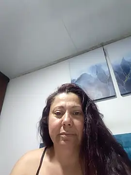 EmmaJhomson online show from 06.19.26