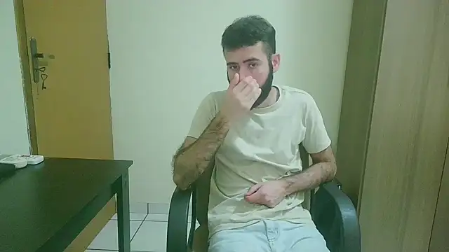 Snapshot of fthrfthr chatting on 02.18.26 fthrfthr online show from 02.18.26