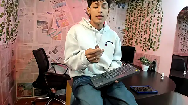 Bastian boyshot77 online show from 07.23.26