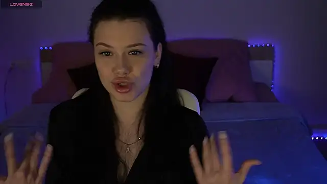 Snapshot of ReginaWine chatting on 02.14.26 ReginaWine online show from 02.14.26