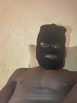 Snapshot of xgeee chatting on 10.21.25 xgeee online show from 10.21.25