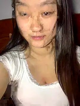 Snapshot of xialuo25 chatting on 11.02.25 xialuo25 online show from 11.02.25