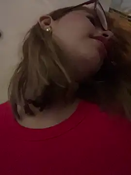 Snapshot of sara_calderon chatting on 11.16.25 sara calderon online show from 11.16.25