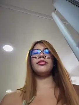 Snapshot of sara_calderon chatting on 02.12.26 sara calderon online show from 02.12.26