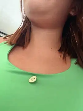 Snapshot of sara_calderon chatting on 02.24.26 sara calderon online show from 02.24.26