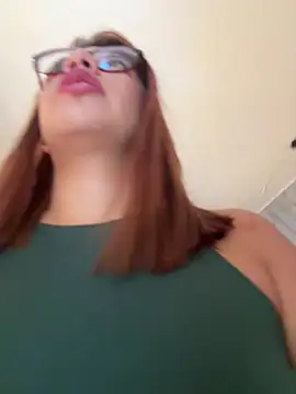 Snapshot of sara_calderon chatting on 03.07.26 sara calderon online show from 03.07.26