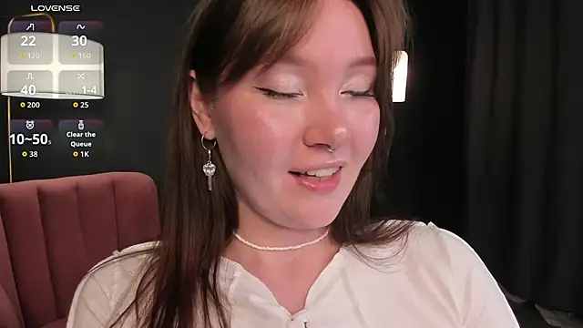 Ash Hasmy online show from 09.22.25