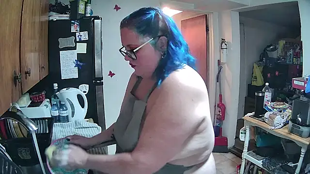 Snapshot of Kinky_Witch chatting on 09.19.25 Kinky Witch online show from 09.19.25