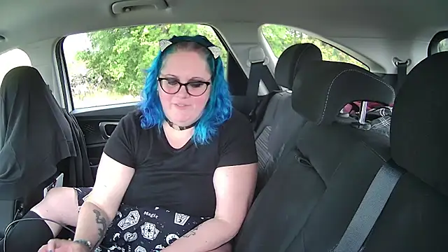 Snapshot of Kinky_Witch chatting on 09.23.25 Kinky Witch online show from 09.23.25