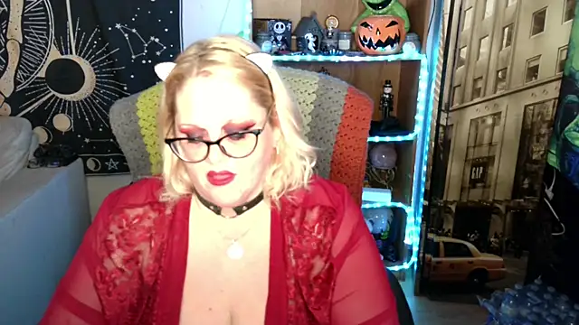 Kinky Witch online show from 04.28.26