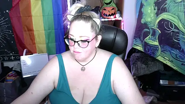 Kinky Witch online show from 06.10.26