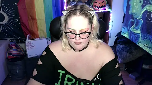 Kinky Witch online show from 06.17.26