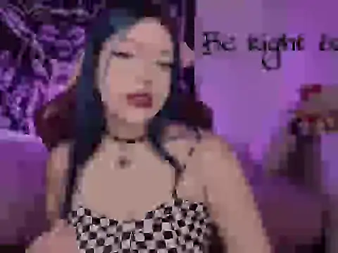 Snapshot of revenmiller_ chatting on 10.10.25 revenmiller online show from 10.10.25