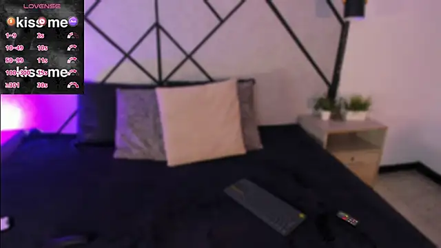 Snapshot of revenmiller_ chatting on 11.19.25 revenmiller online show from 11.19.25