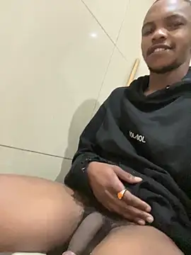 KyleMbatha online show from 11.18.25