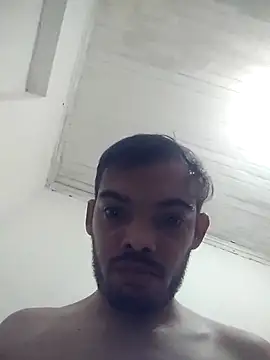 GuilhermeYuree online show from 11.04.25