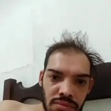 Snapshot of GuilhermeYuree chatting on 05.11.26 GuilhermeYuree online show from 05.11.26