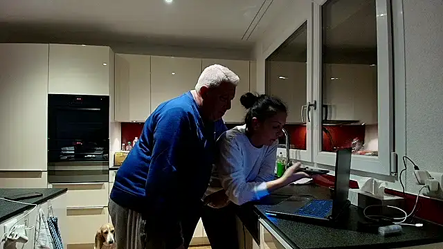 Snapshot of Kinky_Couple69 chatting on 09.26.25 Kinky Couple69 online show from 09.26.25