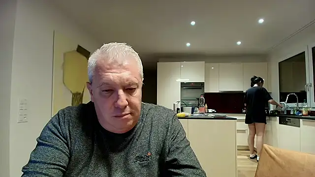 Snapshot of Kinky_Couple69 chatting on 10.07.25 Kinky Couple69 online show from 10.07.25