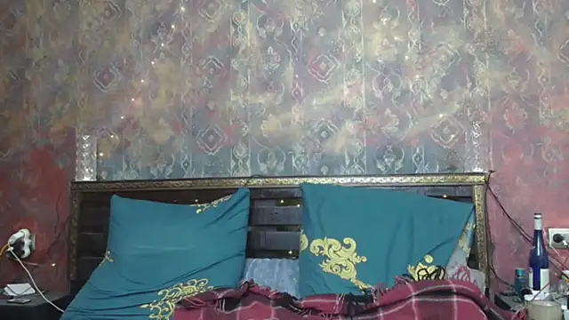 Snapshot of Susie_su chatting on 11.06.25 Susie su online show from 11.06.25