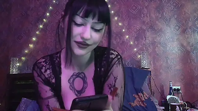 Snapshot of Susie_su chatting on 12.05.25 Susie su online show from 12.05.25