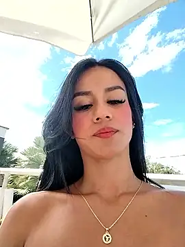 Snapshot of Juliana_Xander chatting on 09.10.25 Juliana Xander online show from 09.10.25