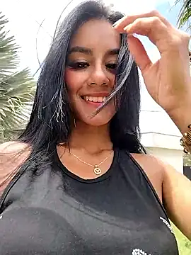 Snapshot of Juliana_Xander chatting on 09.22.25 Juliana Xander online show from 09.22.25