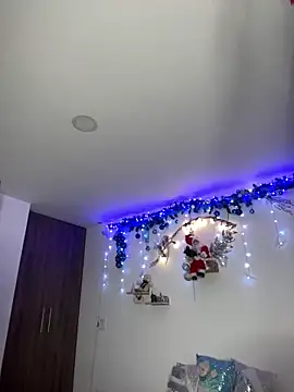 Vaneza G1 online show from 12.23.25