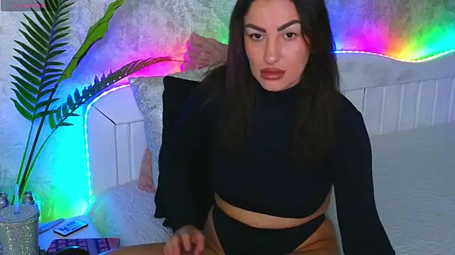 Snapshot of Aelorya chatting on 09.20.25 Aelorya online show from 09.20.25
