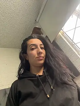 SALOME KORLAND online show from 10.25.25