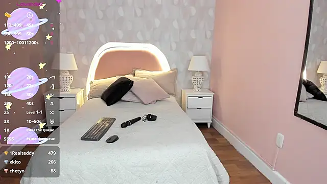 isabella milf  online show from 06.12.26