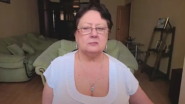 Margo Moll online show from 03.12.26