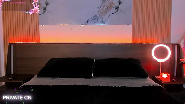 Snapshot of samanthaa_moon chatting on 02.17.26 samanthaa moon online show from 02.17.26