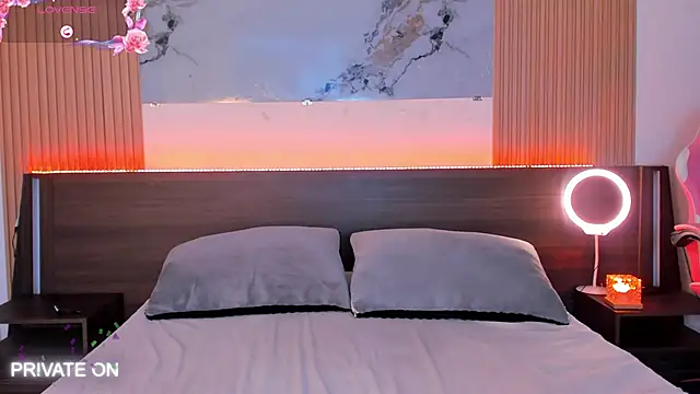 Snapshot of samanthaa_moon chatting on 02.21.26 samanthaa moon online show from 02.21.26