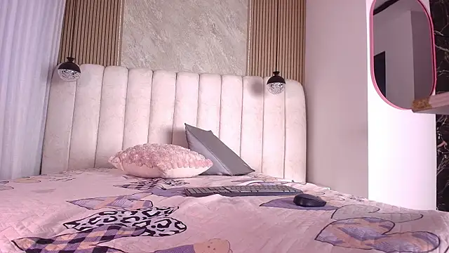 Snapshot of celeste_moonx chatting on 06.07.26 celeste moonx online show from 06.07.26