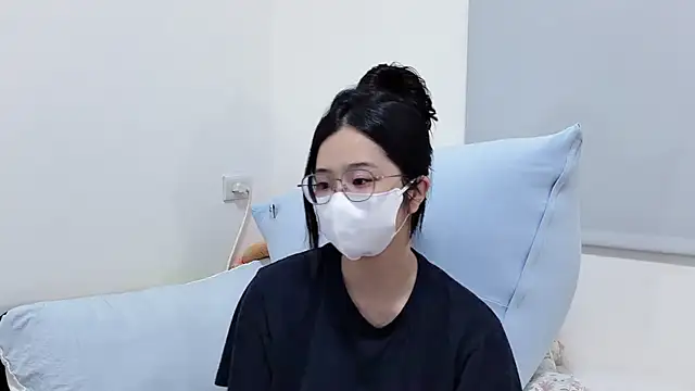 LHeart online show from 06.16.26