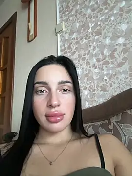 Snapshot of Soft_Pleasure chatting on 11.05.25 Soft Pleasure online show from 11.05.25