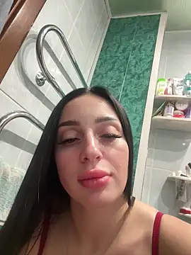 Snapshot of Soft_Pleasure chatting on 11.18.25 Soft Pleasure online show from 11.18.25