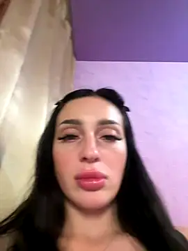 Snapshot of Soft_Pleasure chatting on 11.25.25 Soft Pleasure online show from 11.25.25