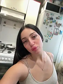 Snapshot of Soft_Pleasure chatting on 12.18.25 Soft Pleasure online show from 12.18.25