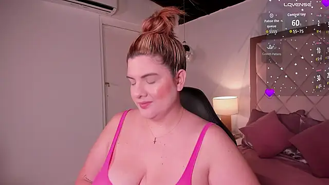 Snapshot of anabelle_clark chatting on 09.24.25 anabelle clark online show from 09.24.25