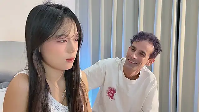 Snapshot of 19cmfuck18girl chatting on 11.08.25 19cmfuck18girl online show from 11.08.25