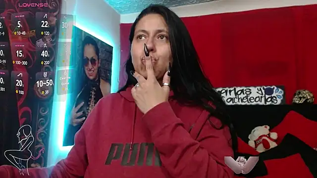 Snapshot of holydeath_1 chatting on 06.24.26 holydeath 1 online show from 06.24.26