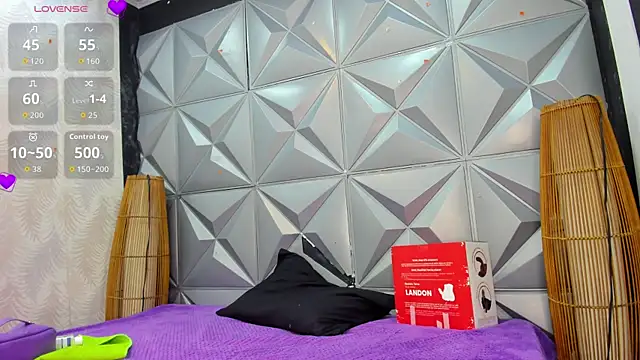 GreciaFox1 online show from 11.25.25