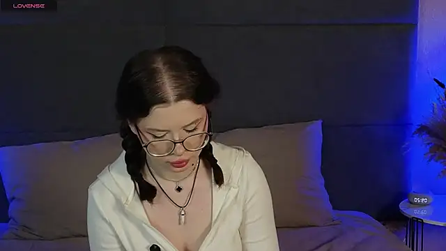 RianaRey online show from 06.05.26