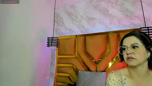 Luciifeer  online show from 09.16.25