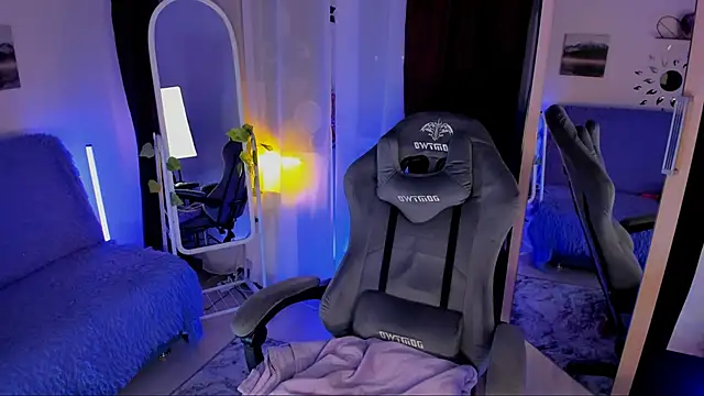 MissClairDeLune online show from 01.24.25