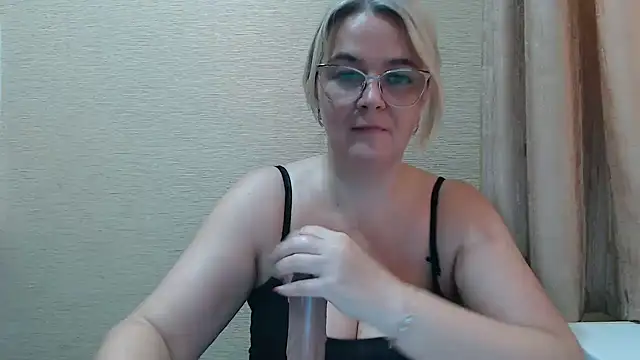 EleanoraDream online show from 06.16.26
